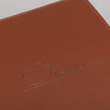 Load image into Gallery viewer, Diario clásico café de tapa flexible (Spanish Classic Brown Flexcover Journal)
